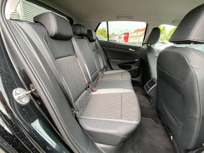 Volkswagen Golf VIII Lim. 2.0 TDI Goal ACC/AHK/Assistenz/Sh — slika 13