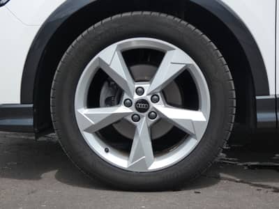 Audi Q3 35 TDI Sportback 2xS LINE LED Virtual RFK 19" — slika 22