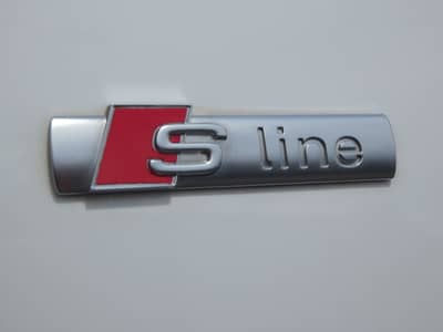 Audi Q3 35 TDI Sportback 2xS LINE LED Virtual RFK 19" — slika 19