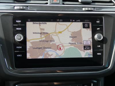 Volkswagen Tiguan 2.0 TDI JOIN Navi ACC SHZ AHK CarPlay — slika 9