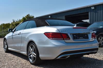 Mercedes-Benz E 350 Cabrio /AMG Line /Harman Kardon/LED/Kamera — slika 3