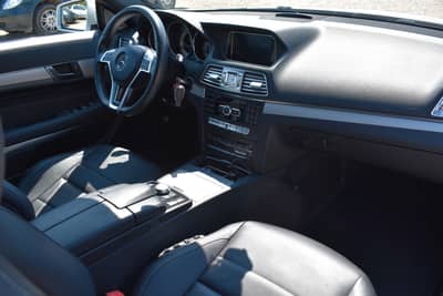 Mercedes-Benz E 350 Cabrio /AMG Line /Harman Kardon/LED/Kamera — slika 9