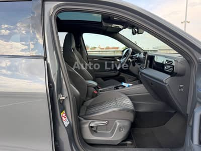 Volkswagen Tiguan 2.0 TD*DSG*R LINE*PAN*NAVI*MATRIX*360*VOL — slika 20