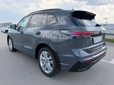 Volkswagen Tiguan 2.0 TD*DSG*R LINE*PAN*NAVI*MATRIX*360*VOL — slika 3