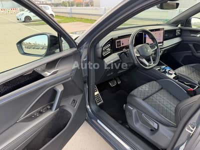 Volkswagen Tiguan 2.0 TD*DSG*R LINE*PAN*NAVI*MATRIX*360*VOL — slika 27