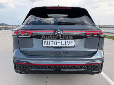 Volkswagen Tiguan 2.0 TD*DSG*R LINE*PAN*NAVI*MATRIX*360*VOL — slika 4