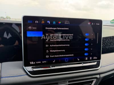 Volkswagen Tiguan 2.0 TD*DSG*R LINE*PAN*NAVI*MATRIX*360*VOL — slika 15