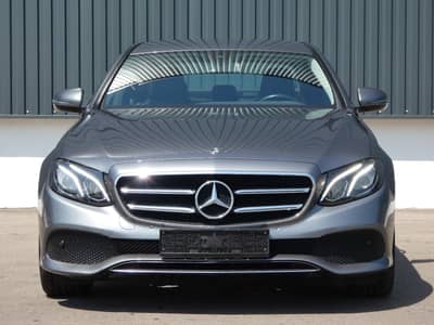 Mercedes-Benz E 200 d 9G 2.0L Avantgarde LED Navi CarPlay 2-Hd — slika 23