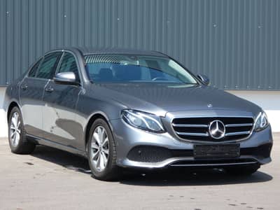 Mercedes-Benz E 200 d 9G 2.0L Avantgarde LED Navi CarPlay 2-Hd — slika 19