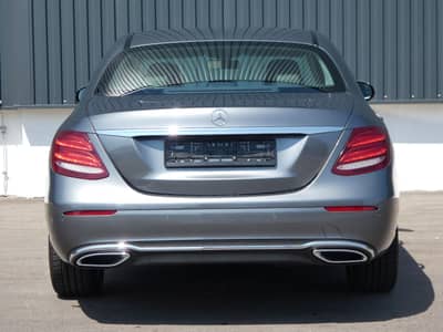 Mercedes-Benz E 200 d 9G 2.0L Avantgarde LED Navi CarPlay 2-Hd — slika 24