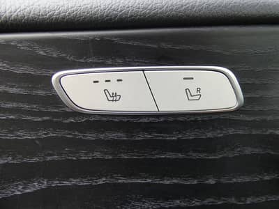 Mercedes-Benz E 200 d 9G 2.0L Avantgarde LED Navi CarPlay 2-Hd — slika 17