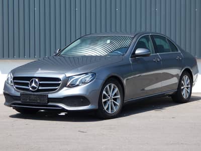 Mercedes-Benz E 200 d 9G 2.0L Avantgarde LED Navi CarPlay 2-Hd — slika 1