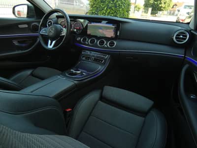 Mercedes-Benz E 200 d T 9G Avantgarde LED Nav AHK 2-Hand 8fach — slika 2