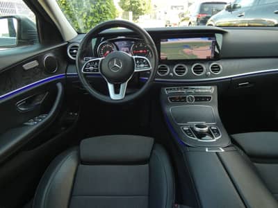 Mercedes-Benz E 200 d T 9G Avantgarde LED Nav AHK 2-Hand 8fach — slika 4