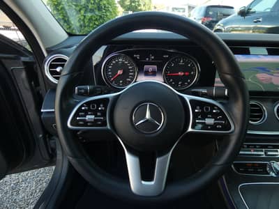 Mercedes-Benz E 200 d T 9G Avantgarde LED Nav AHK 2-Hand 8fach — slika 12