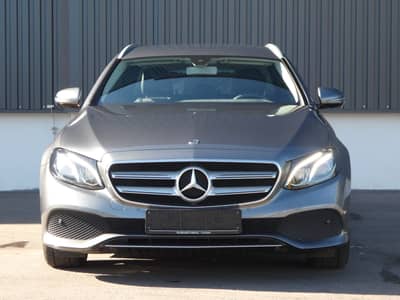 Mercedes-Benz E 200 d T 9G Avantgarde LED Nav AHK 2-Hand 8fach — slika 26