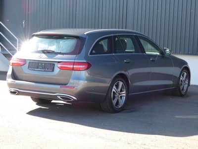 Mercedes-Benz E 200 d T 9G Avantgarde LED Nav AHK 2-Hand 8fach — slika 29