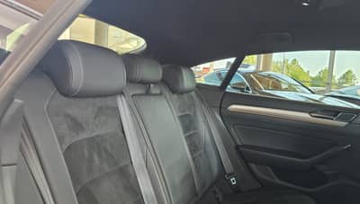 Volkswagen Arteon 2.0TDI DSG R-Line Virtual ACC LED — slika 25