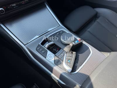 BMW 320d*SAG*M PAKET*WIDESCREEN*LED*HEAD-UP*360*VOL — slika 33