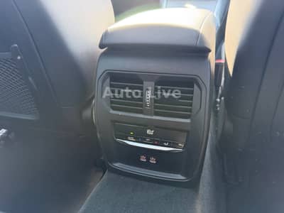 BMW 320d*SAG*M PAKET*WIDESCREEN*LED*HEAD-UP*360*VOL — slika 36