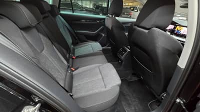 Skoda Octavia*Ambition*1-Hand*LED*Virtual*Keyless-GO* — slika 15