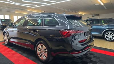 Skoda Octavia*Ambition*1-Hand*LED*Virtual*Keyless-GO* — slika 5