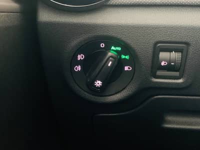 Skoda Fabia Selection Lim°KAMERA°SHZ°NSW°TEMP°LED° — slika 19