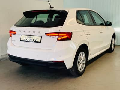 Skoda Fabia Selection Lim°KAMERA°SHZ°NSW°TEMP°LED° — slika 4