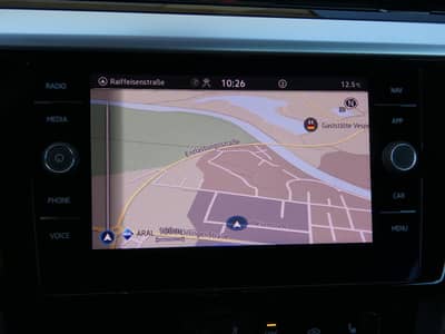 Volkswagen Arteon 2.0 TDI DSG 1-Hand Virtual LED Navi ACC — slika 9