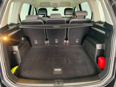 Volkswagen Touran Comfortline BMT°Alcantara°Massage°LED°SHZ — slika 19