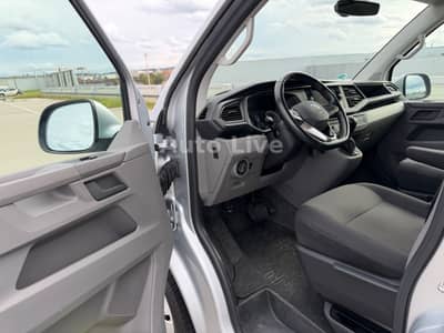 Volkswagen T6.1 Transporter 2,0 TDI*AUTOMATIK*9-SITZE*KLIMA — slika 25