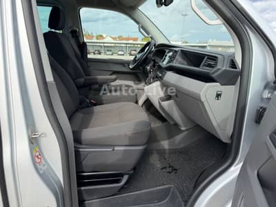 Volkswagen T6.1 Transporter 2,0 TDI*AUTOMATIK*9-SITZE*KLIMA — slika 32