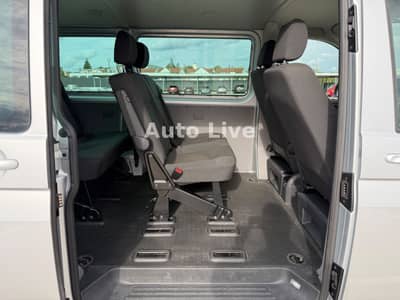 Volkswagen T6.1 Transporter 2,0 TDI*AUTOMATIK*9-SITZE*KLIMA — slika 15
