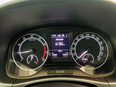 Skoda Fabia Combi Ambition Aut°KAMERA°NAVI°PDC°TEMP° — slika 14