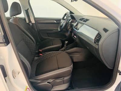 Skoda Fabia Combi Ambition Aut°KAMERA°NAVI°PDC°TEMP° — slika 22