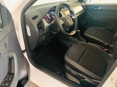 Skoda Fabia Combi Ambition Aut°KAMERA°NAVI°PDC°TEMP° — slika 23
