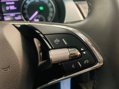 Skoda Fabia Combi Ambition Aut°KAMERA°NAVI°PDC°TEMP° — slika 16