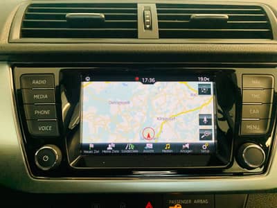 Skoda Fabia Combi Ambition Aut°KAMERA°NAVI°PDC°TEMP° — slika 11