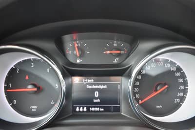 Opel Astra K Sports Tourer Edition KLIMA/PDC/TEMPOMAT — slika 32