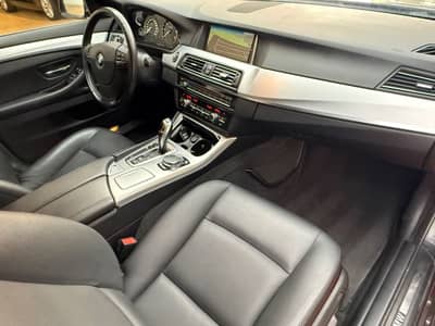 BMW 520d Limo/Navi/LED/Kamera/Leder/HeadUp — slika 16