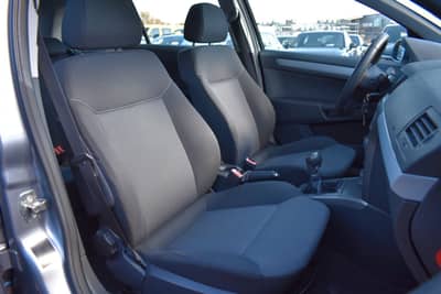 Opel Astra H Caravan Edition TEMPOMAT/KLIMA/PDC — slika 12