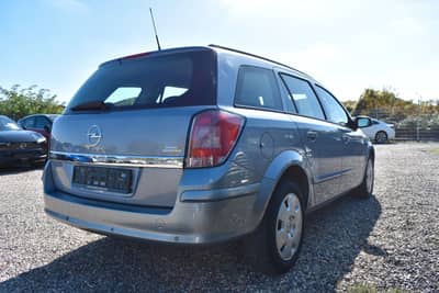 Opel Astra H Caravan Edition TEMPOMAT/KLIMA/PDC — slika 3