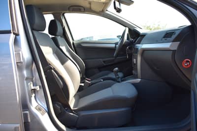 Opel Astra H Caravan Edition TEMPOMAT/KLIMA/PDC — slika 11