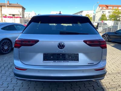 Volkswagen Golf VIII Alltrack 4Motion ACC/AHK/PDC/Assistenz — slika 17