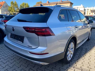 Volkswagen Golf VIII Alltrack 4Motion ACC/AHK/PDC/Assistenz — slika 5