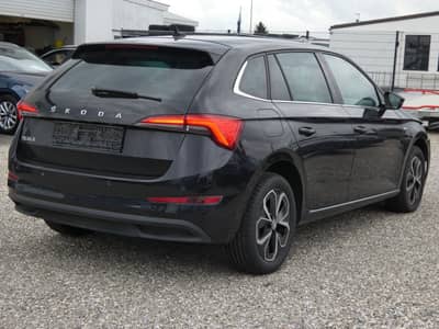 Skoda Scala 1.6 TDI DSG DRIVE 125 LED Navi ACC Kamera — slika 21