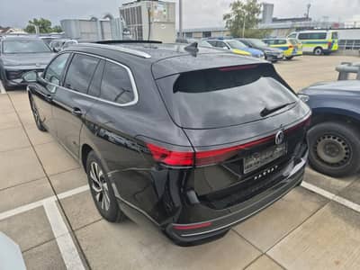 Volkswagen Passat Variant 2.0 TDI PANO HEADUP AHK SITZBELÜF — slika 7