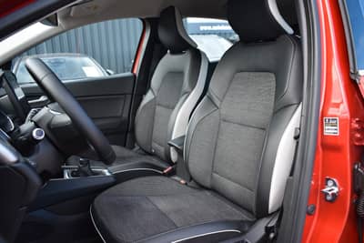 Renault Captur II Intens KEYLESS/AHK/TEMP/KAMERA/LED/DAB — slika 12