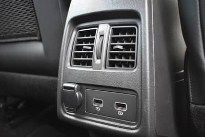 Renault Captur II Intens KEYLESS/AHK/TEMP/KAMERA/LED/DAB — slika 32