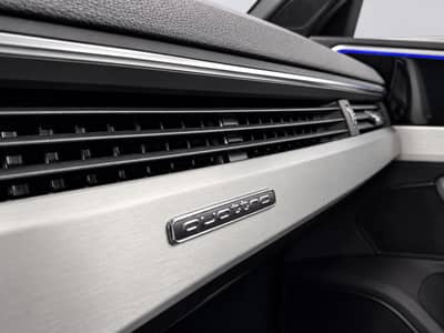 Audi S4 Audi S4 QUATTRO+PANO+B&O+VIRTUAL+CAM+AHK+DCC — slika 19